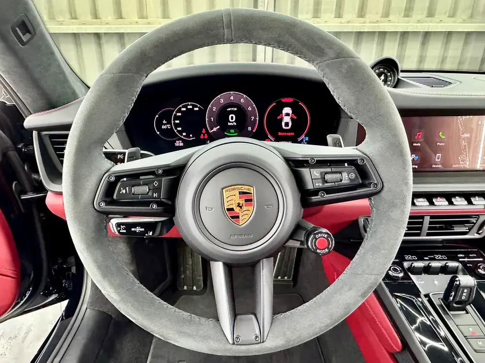 2025 Porsche 911 Carrera GTS, 2027 Porsche Warranty, Sport Chrono Package, Very Low Kms, GCC - Image 14