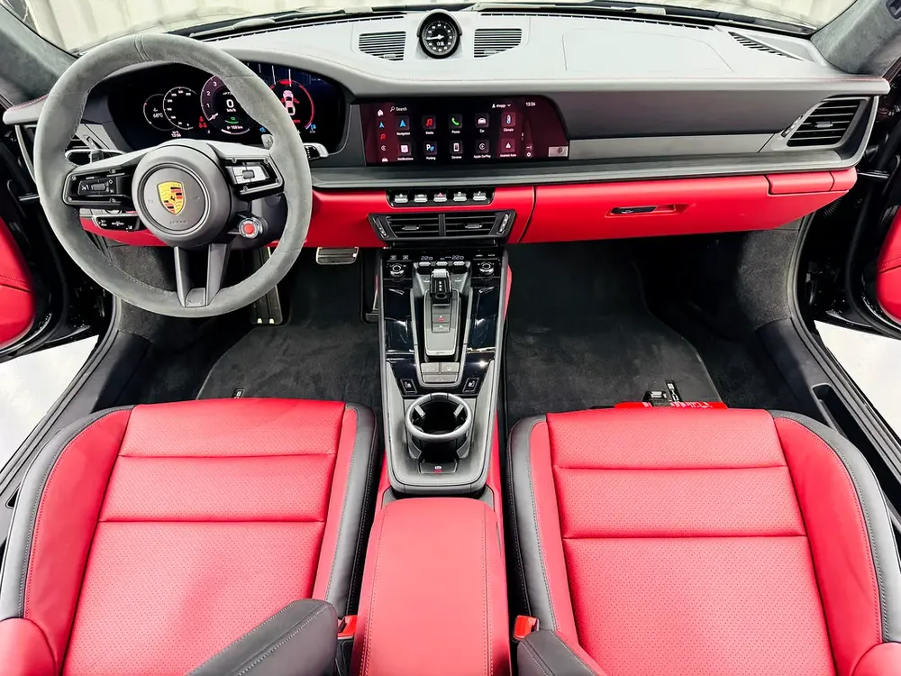 2025 Porsche 911 Carrera GTS, 2027 Porsche Warranty, Sport Chrono Package, Very Low Kms, GCC - Image 9