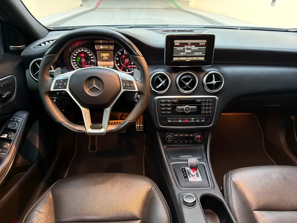 GULF SPECS 2014 MERCEDES A45 AMG 4-MATIC 2.0LITRE 4-CYLINDER TURBO-CHARGED - Image 11