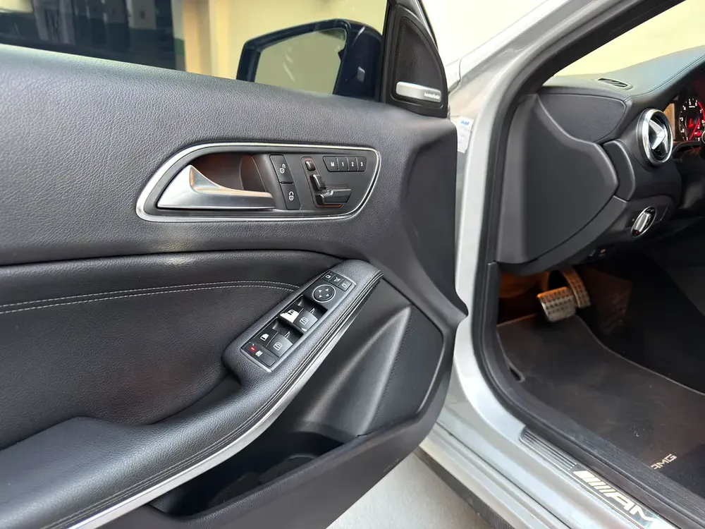 GULF SPECS 2014 MERCEDES A45 AMG 4-MATIC 2.0LITRE 4-CYLINDER TURBO-CHARGED - Image 14