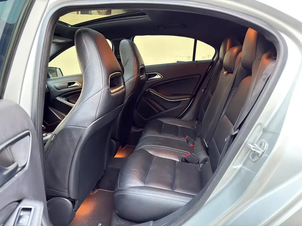 GULF SPECS 2014 MERCEDES A45 AMG 4-MATIC 2.0LITRE 4-CYLINDER TURBO-CHARGED - Image 15