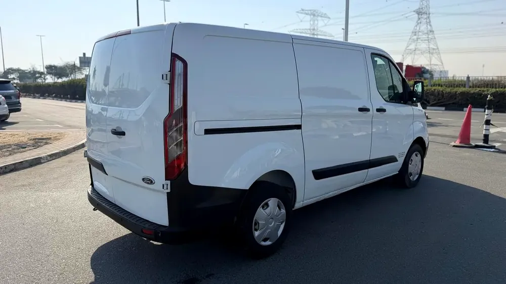 FORD TRANSIT, GCC, MINT CONDITION - Image 6