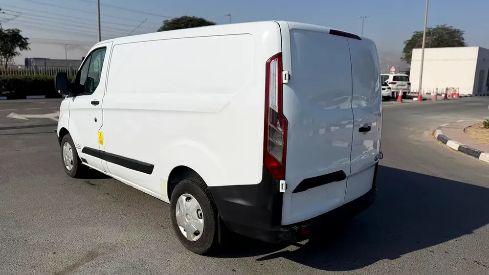 FORD TRANSIT, GCC, MINT CONDITION - Image 7