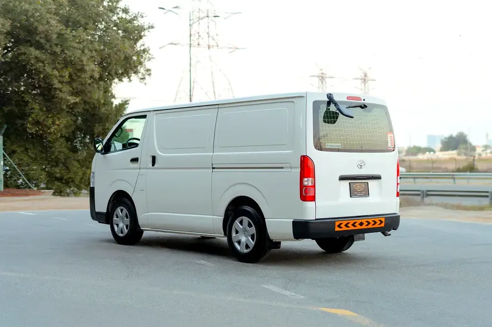 Hiace Standard Roof | Delivery Van | GCC Specs | Ref#T27785 - Image 4