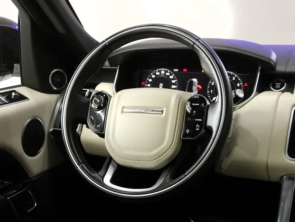 2018 - Land Rover Range Rover Sport HSE - Prestige Condition Perfect inside and out - Image 16