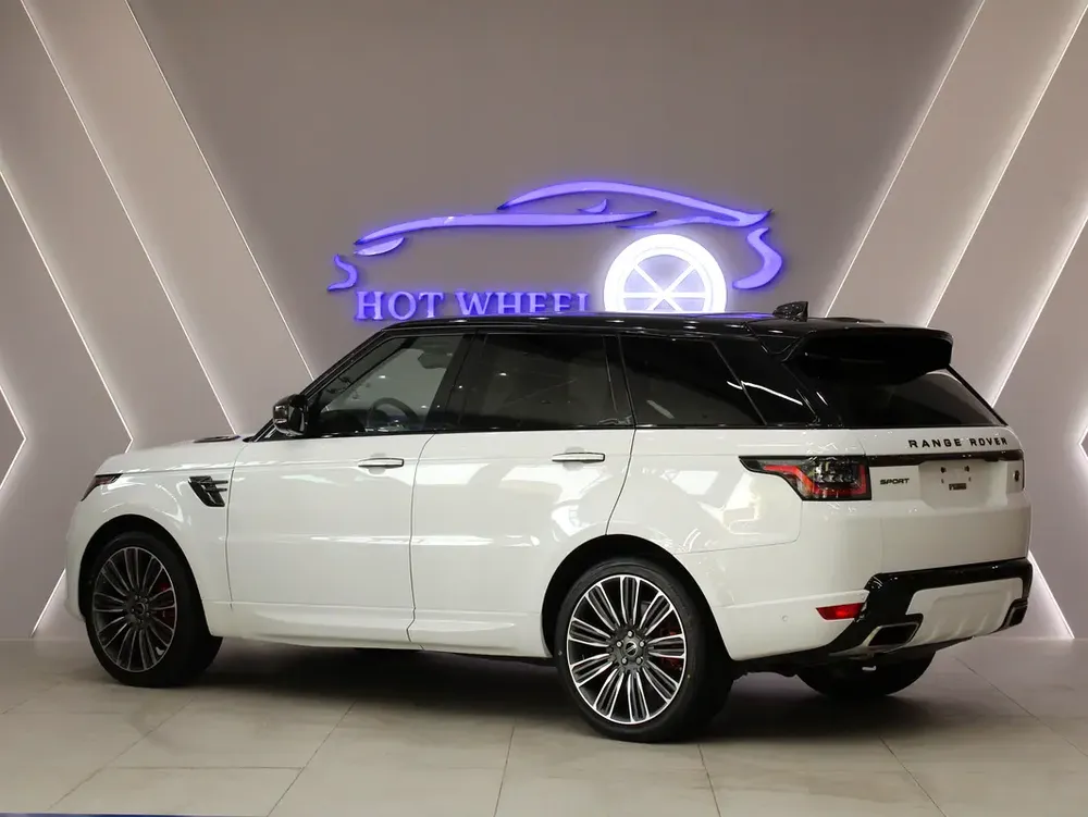 2018 - Land Rover Range Rover Sport HSE - Prestige Condition Perfect inside and out - Image 6