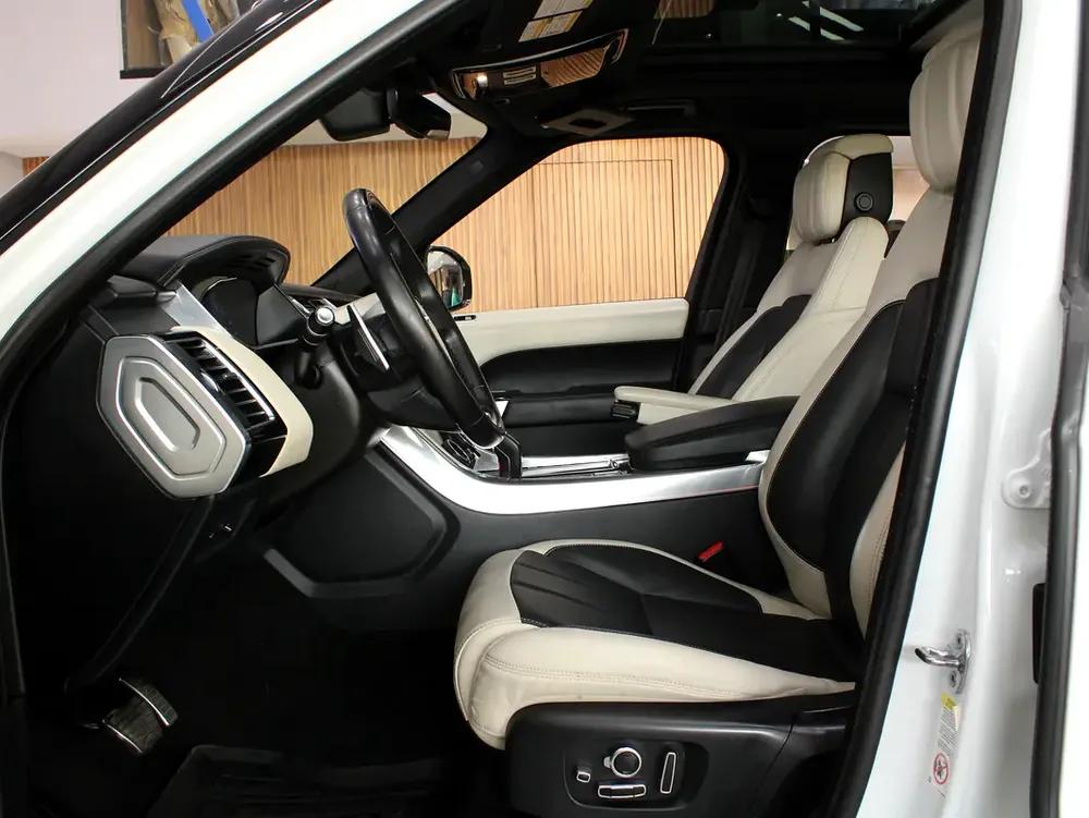 2018 - Land Rover Range Rover Sport HSE - Prestige Condition Perfect inside and out - Image 8