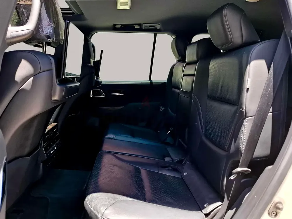AED 4179/month | 2022 Toyota Land Cruiser  | GCC Specs | Ref#463308 - Image 13