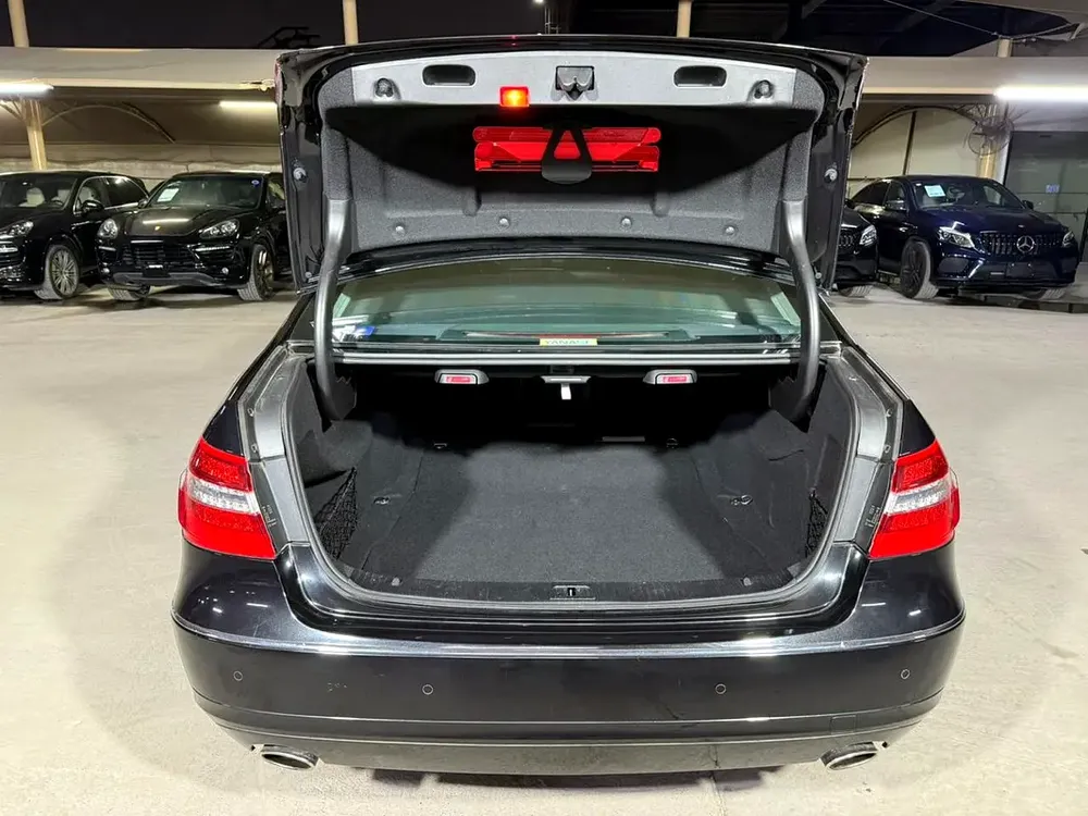 MERCEDES E-CLASS E350 AVANTGARDE 2010 3.5L | FULL SERVICE HISTORY| BLACK LEATHER SEATS | PUSH START - Image 10