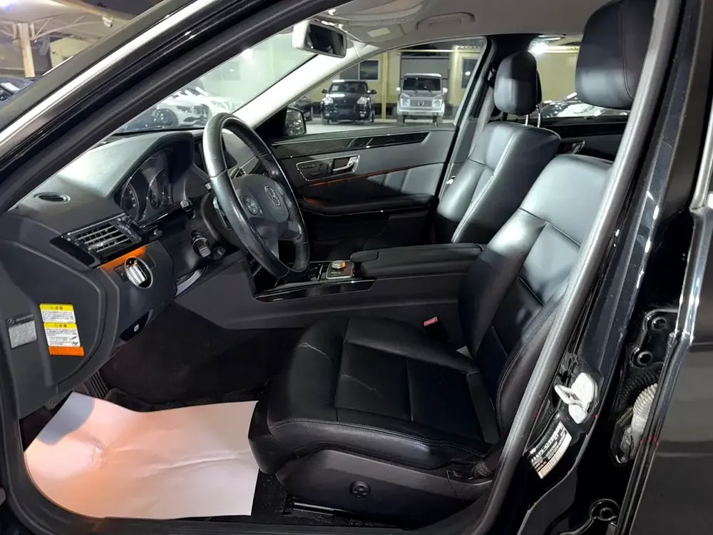 MERCEDES E-CLASS E350 AVANTGARDE 2010 3.5L | FULL SERVICE HISTORY| BLACK LEATHER SEATS | PUSH START - Image 16