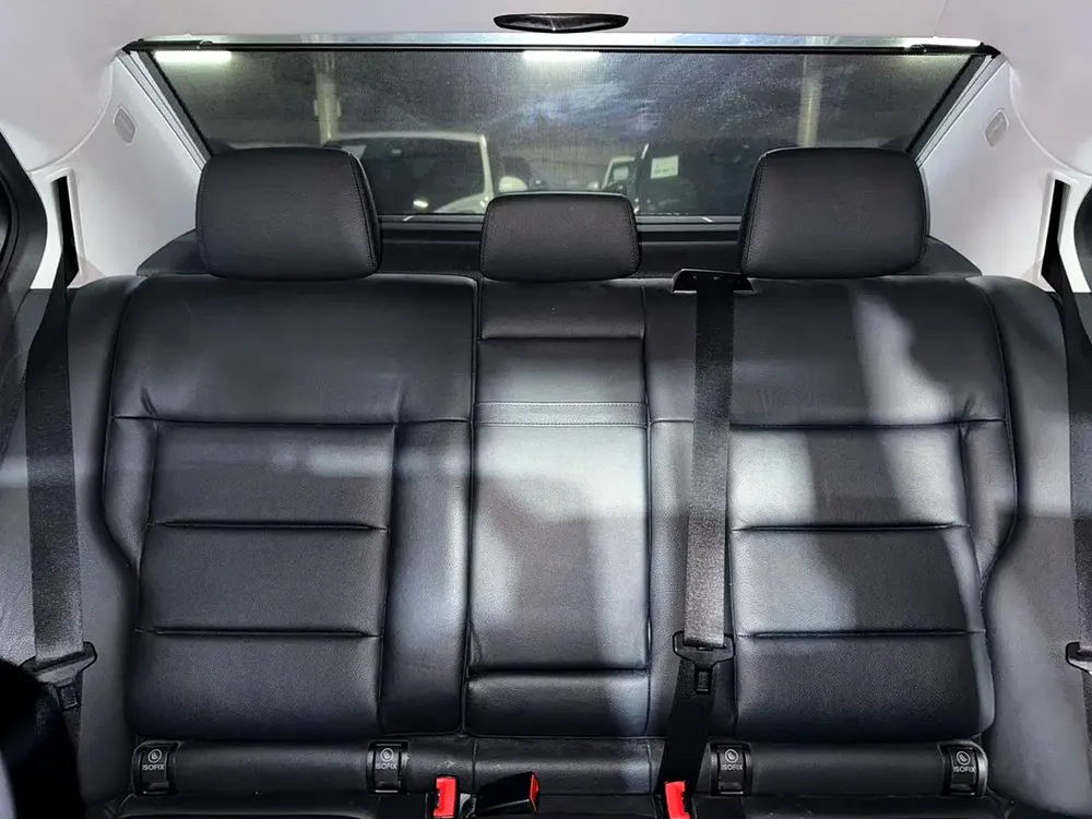 MERCEDES E-CLASS E350 AVANTGARDE 2010 3.5L | FULL SERVICE HISTORY| BLACK LEATHER SEATS | PUSH START - Image 18