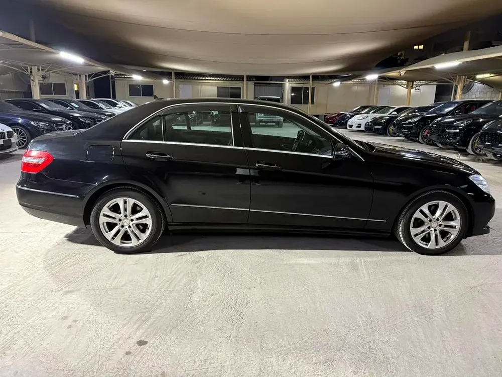 MERCEDES E-CLASS E350 AVANTGARDE 2010 3.5L | FULL SERVICE HISTORY| BLACK LEATHER SEATS | PUSH START - Image 6