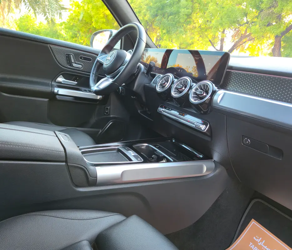 2025 Mercedes-Benz GLB 250 | American Specs | WITH 3 YEARS WARRANTY - Image 9