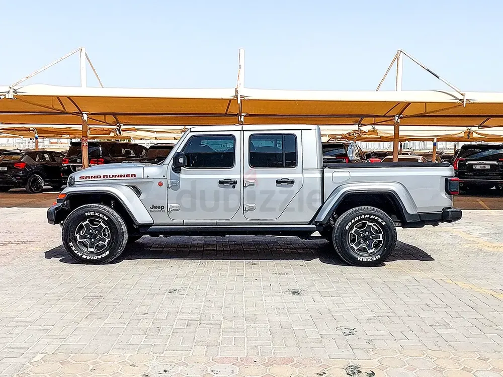 AED 2219/month | 2021 Jeep Gladiator Sand Runner | GCC Specs | Ref#462286 - Image 5