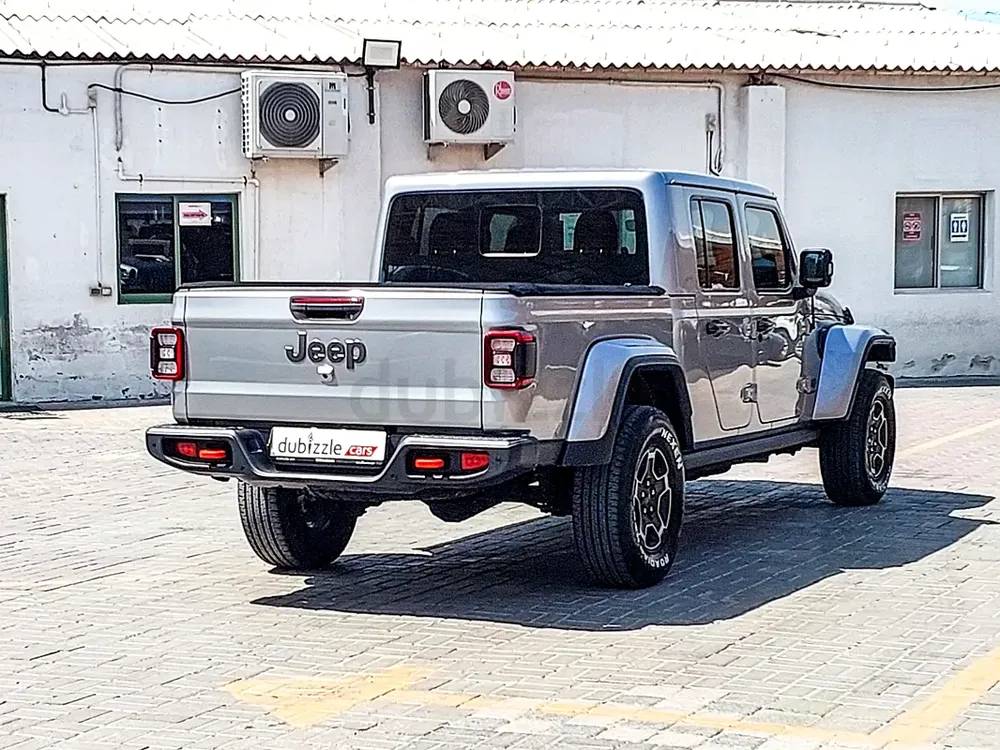 AED 2219/month | 2021 Jeep Gladiator Sand Runner | GCC Specs | Ref#462286 - Image 6
