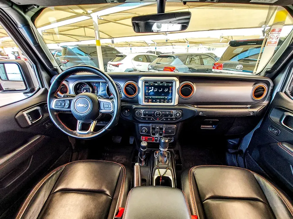 AED 2219/month | 2021 Jeep Gladiator Sand Runner | GCC Specs | Ref#462286 - Image 9