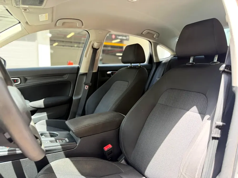 2022 Honda Civic LX - Good Condition - Image 6