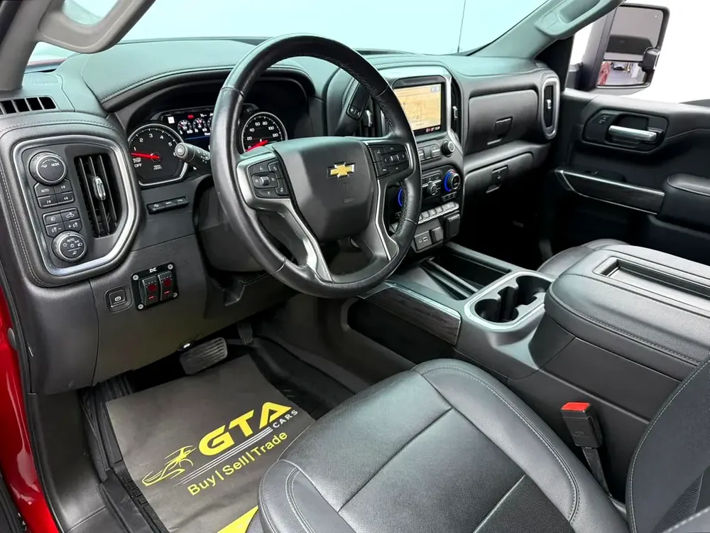 2021 Chevrolet Silverado ,Warranty ,Full Service History ,American Spec - Image 11