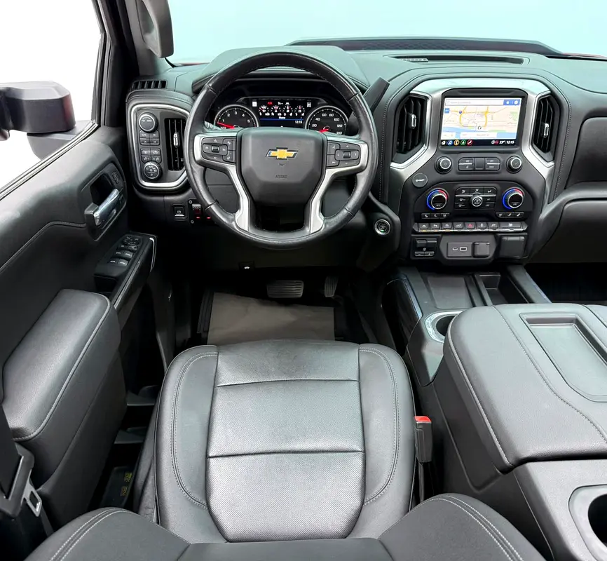 2021 Chevrolet Silverado ,Warranty ,Full Service History ,American Spec - Image 8