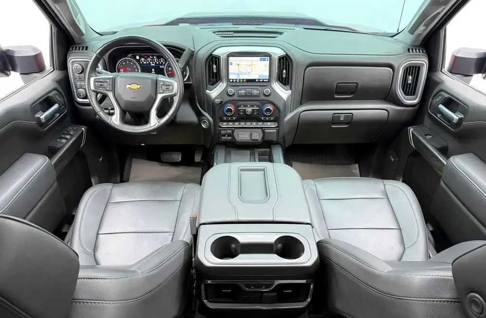 2021 Chevrolet Silverado ,Warranty ,Full Service History ,American Spec - Image 9
