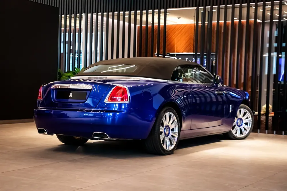 Dawn Model Year 2017 | Automatic | Petrol | 27,380 km - Image 11
