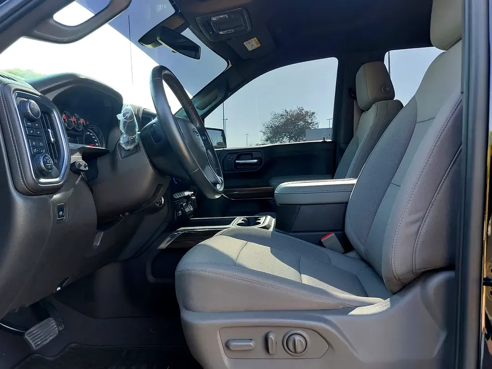 2020 Chevrolet Silverado High Country LT - GCC - Image 10