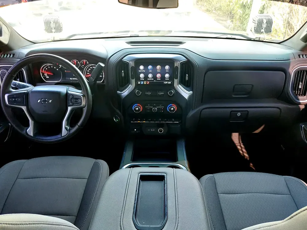2020 Chevrolet Silverado High Country LT - GCC - Image 13
