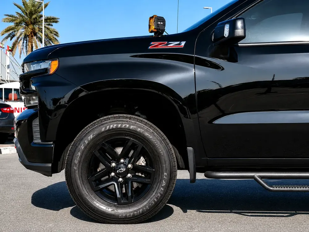 2020 Chevrolet Silverado High Country LT - GCC - Image 6