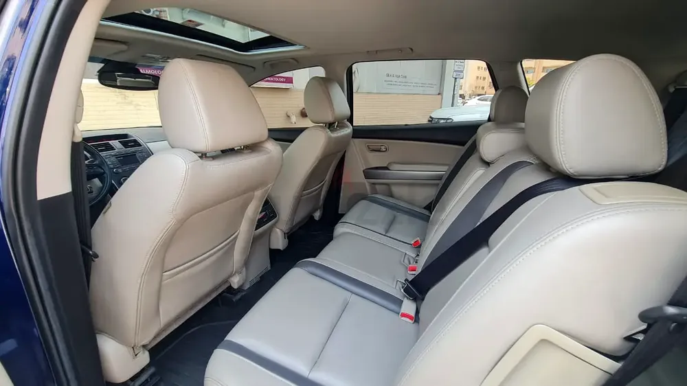 MAZDA CX9 2011 SUNROOF LEATHER INTERIOR GULF GCC SPEC FULL SERVICE VERY CLEAN - Image 10