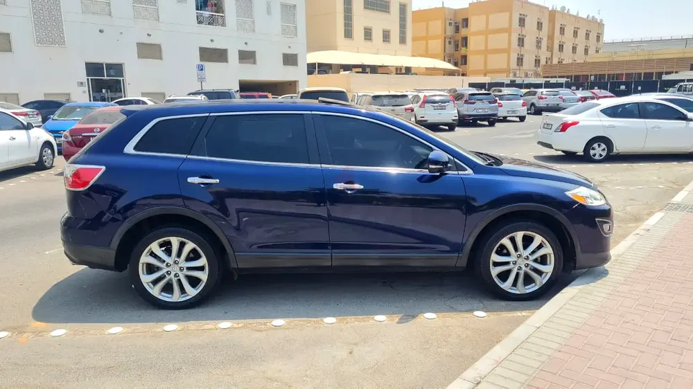MAZDA CX9 2011 SUNROOF LEATHER INTERIOR GULF GCC SPEC FULL SERVICE VERY CLEAN - Image 5