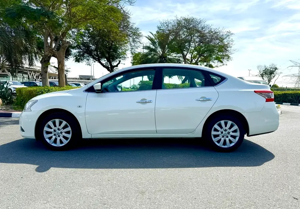 Nissan Sentra 1.6L Model 2019 GCC Specifications Good Conditions - Image 4