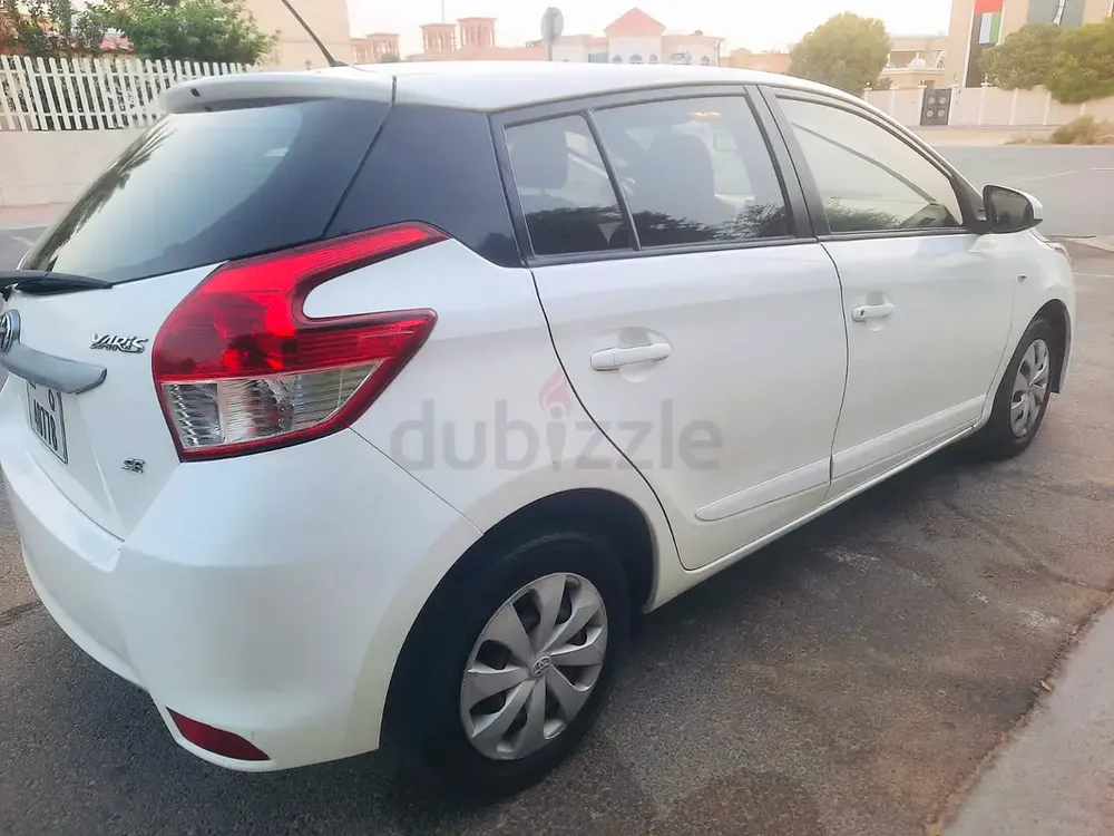 Toyota Yaris 2016 SE | GCC Specs | Reliable  Fuel Efficient - Image 4