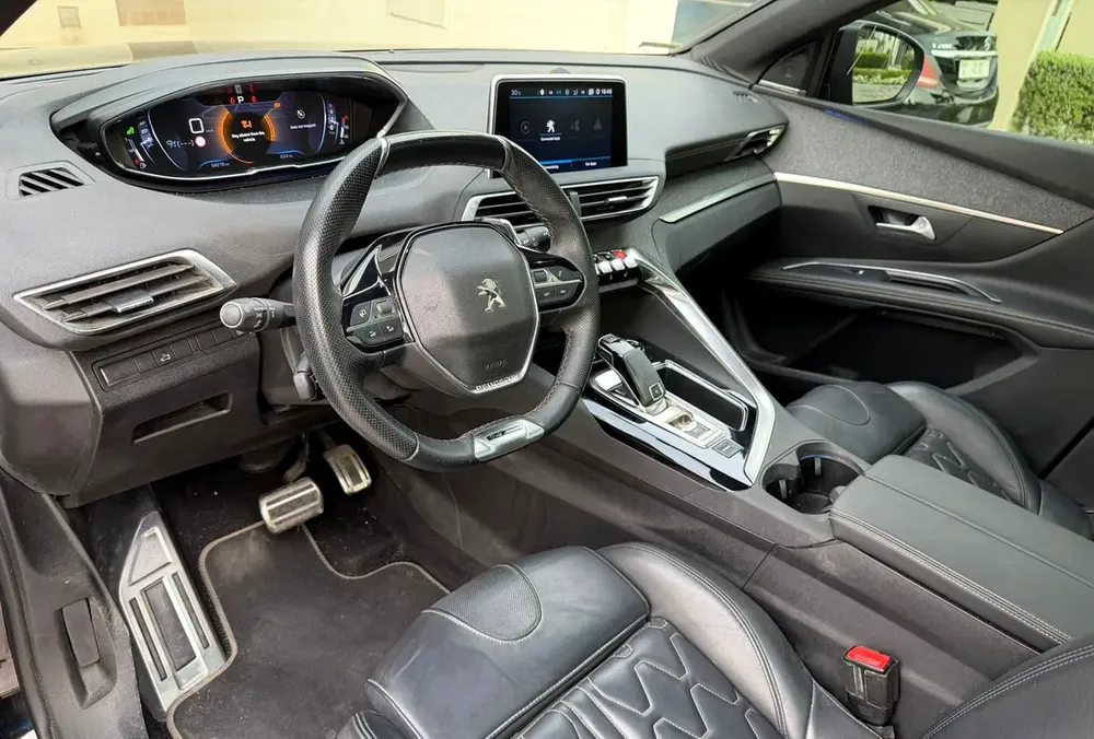 Peugeot 5008 GT Line 2020 - GCC Specs - Excellent Condition - Image 15