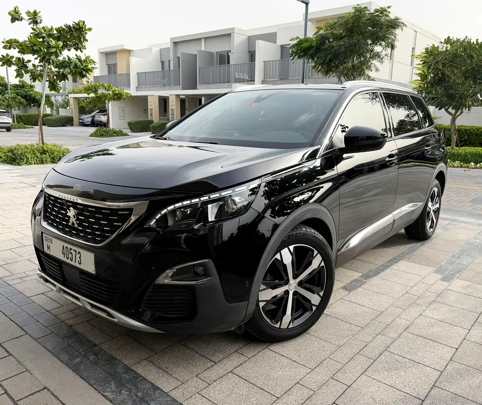 Peugeot 5008 GT Line 2020 - GCC Specs - Excellent Condition - Image 7