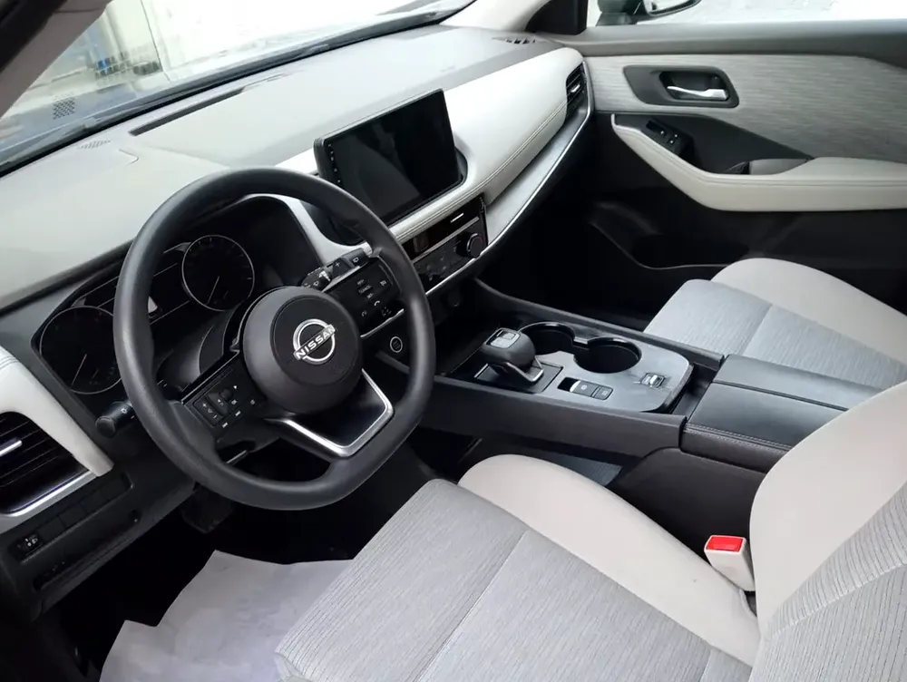 2023 Nissan X-Trail S - GCC Specs - Like New! - Image 7