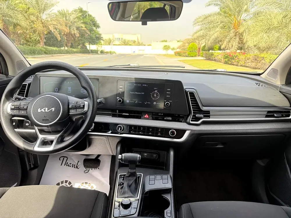 2023 Kia Sportage EX GCC Specs - Pristine Condition - Image 8