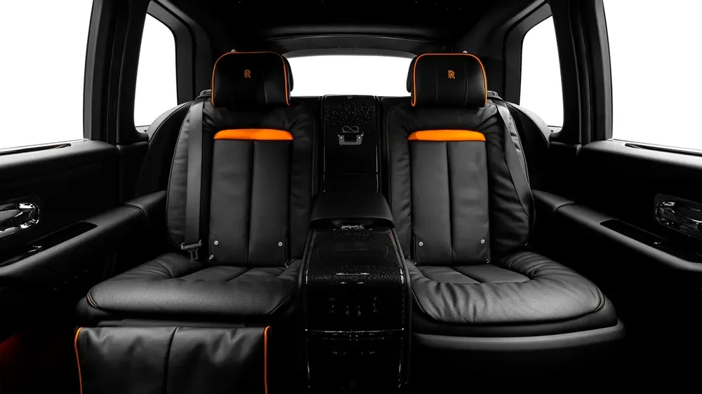 Rolls-Royce Cullinan Black Badge - 2026 - GCC Specs - Under Warranty and Service Contract - Image 14