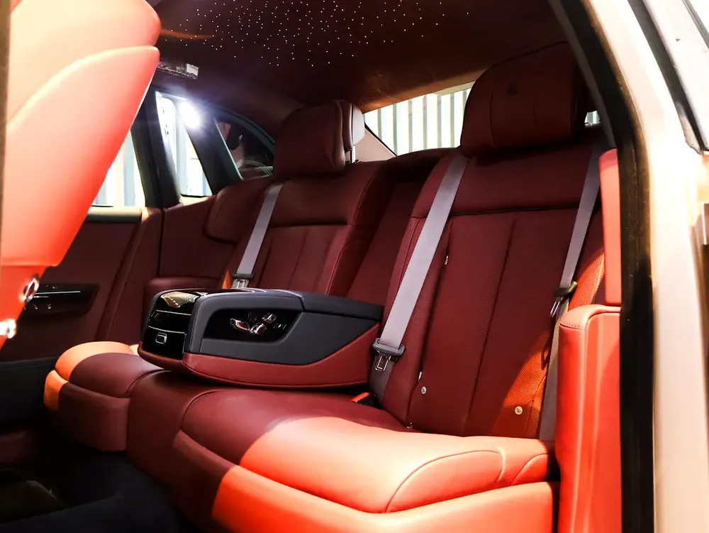 Rolls-Royce Phantom Model Year 2024 / 5,926 Kms - Image 6