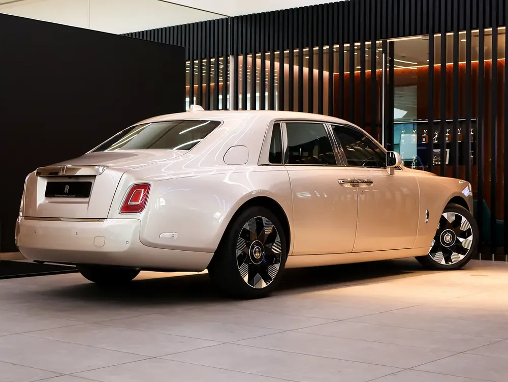Rolls-Royce Phantom Model Year 2024 / 5,926 Kms - Image 9
