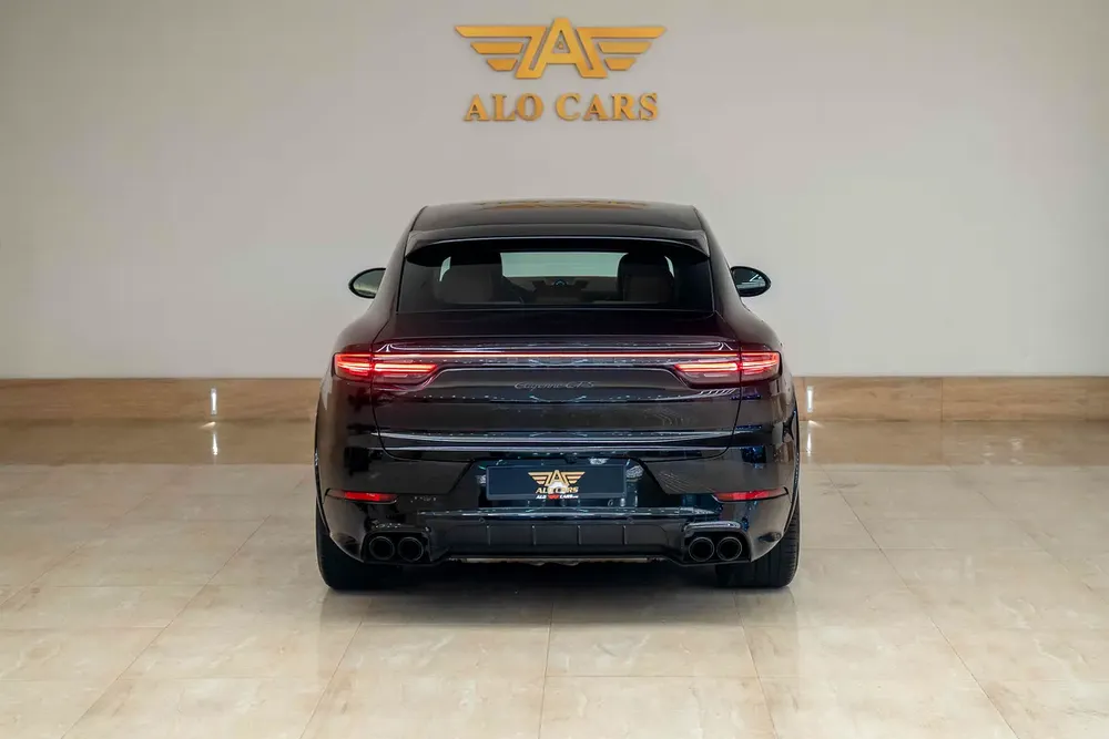 2023 Porsche Cayenne GTS Coupe / Gcc - Image 9