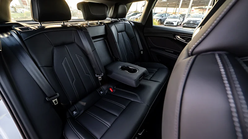 2025 | AUDI E-TRON Q4 TOP VERSION E/V - Image 15
