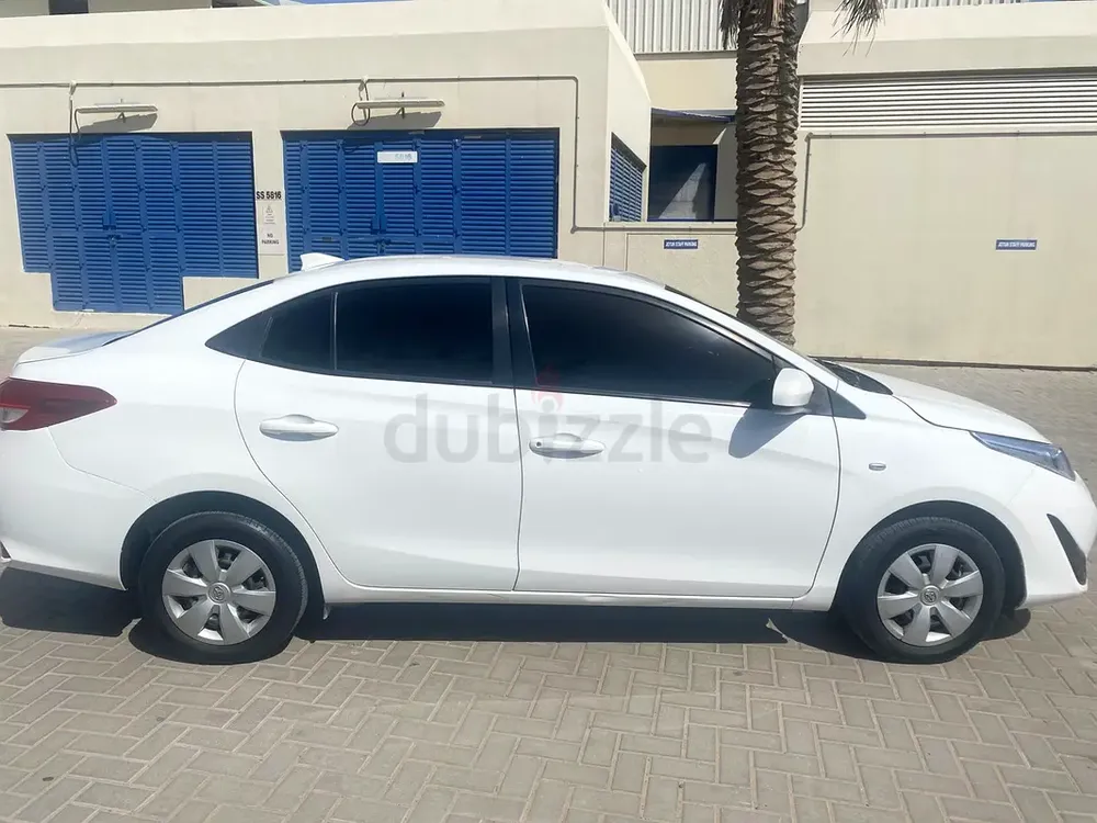 Toyota yaris 2020 - Image 6