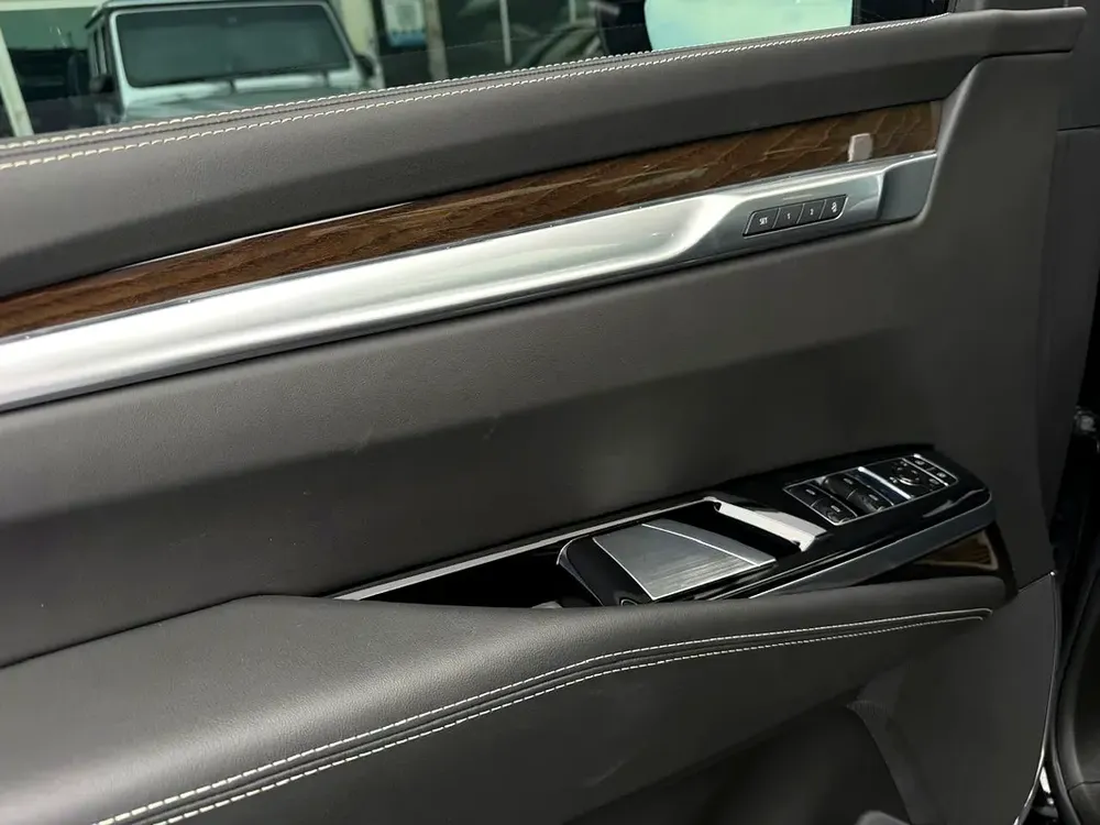 Cadillac Escalade 600model 2025 import from Korea original paint كاديلاك اسكاليد 600 موديل 2025 - Image 7