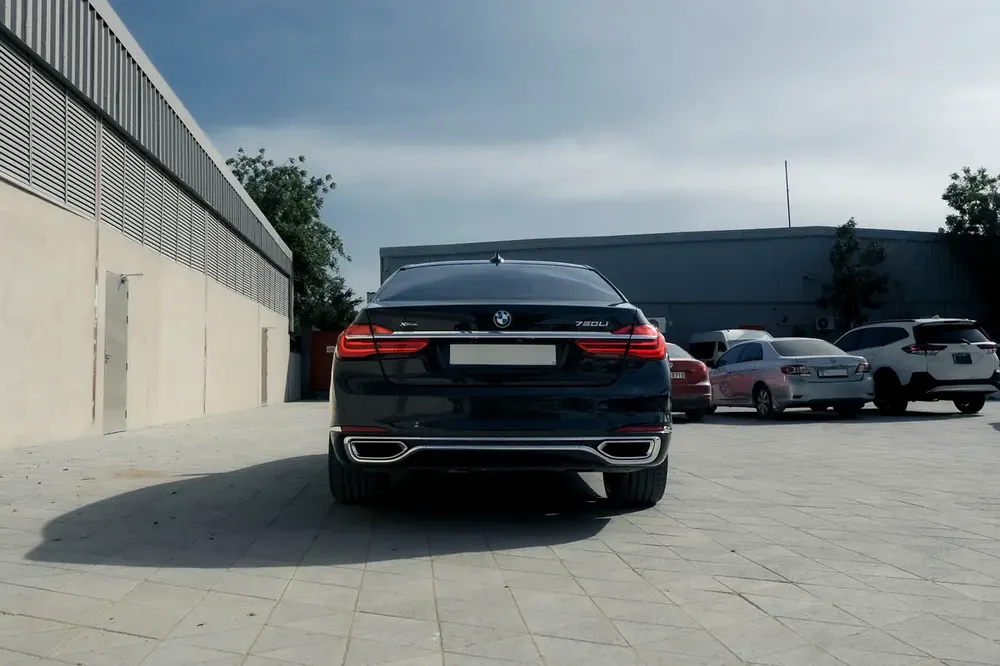 BMW 750Li xDrive 2018 GCC Specs - Pristine Condition - Image 6