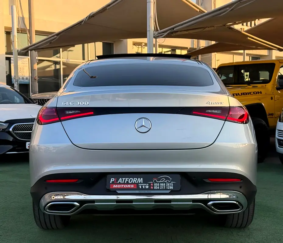 Mercedes GLC300 import from Korea model 2025 original paint مرسيدس جي الـ سي ٣٠٠ كوري موديل ٢٠٢٥ - Image 5