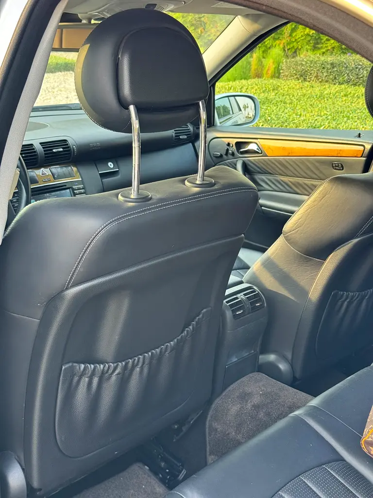 Mercedes C55 Amg original fully Serviced In Mint Condition - Image 12