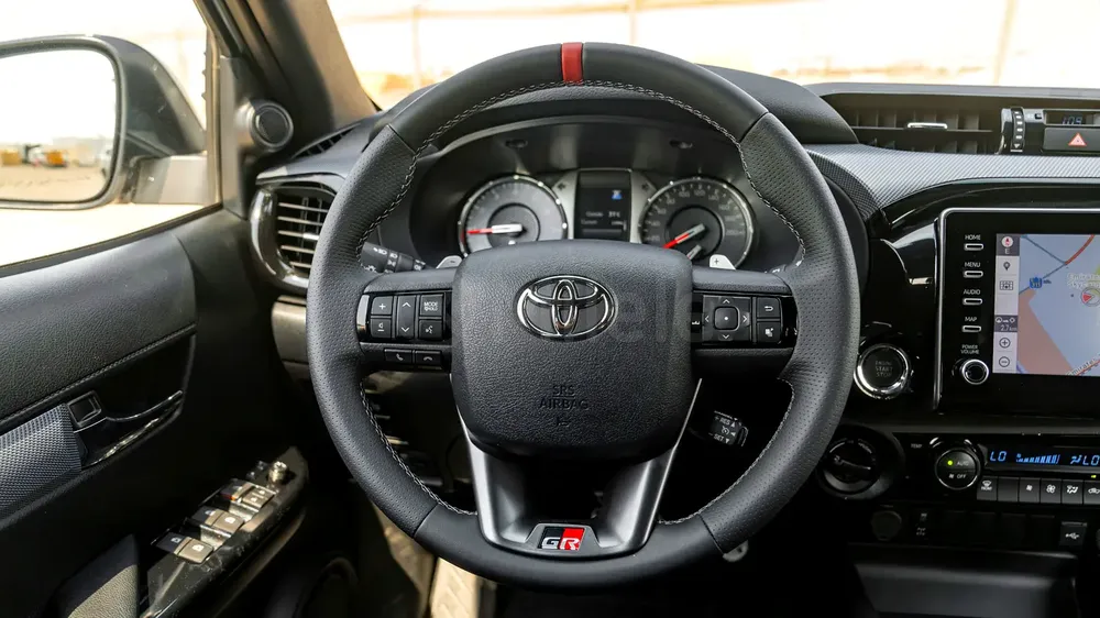 TOYOTA HILUX DOUBLE CAB GR SPORT | IN-HOUSE FINANCING AVAILABLE | 0% DOWNPAYMENT (BANK) - Image 12