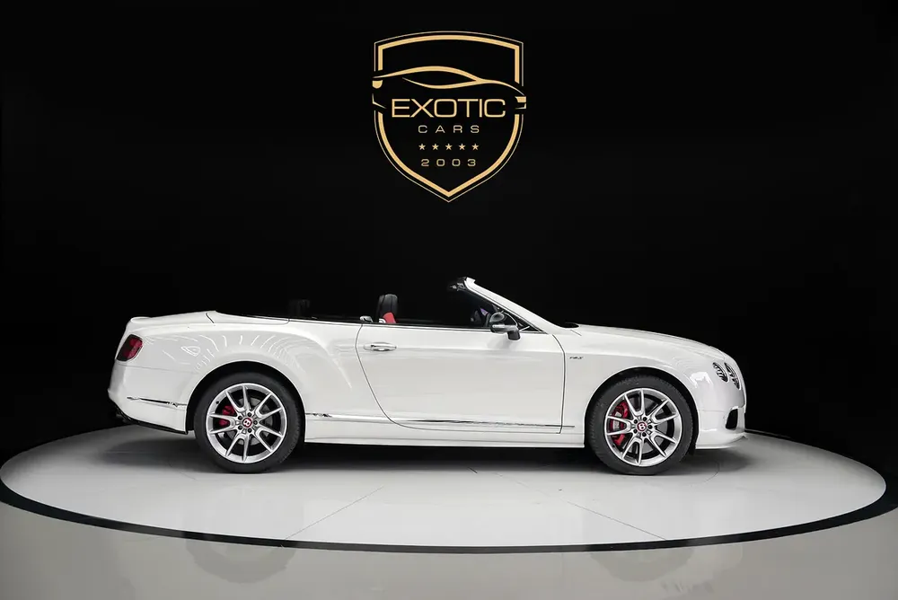 GTC V8 S | TWO TONE INTERIOR | RED ROOF | WARRANTY AVAILABLE - Image 4