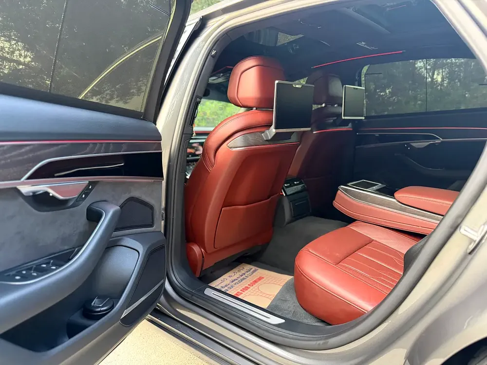 GCC Specs Audi A8 55 TFSI Quattro 2020 - Pristine Condition - Image 13