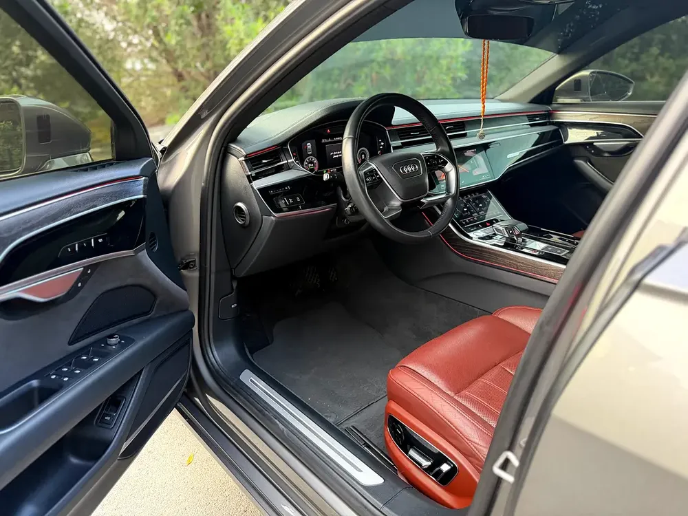 GCC Specs Audi A8 55 TFSI Quattro 2020 - Pristine Condition - Image 14